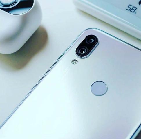 Celular Xiaomi Redmi Note 7 64GB Versão Global Vermelho e Branco