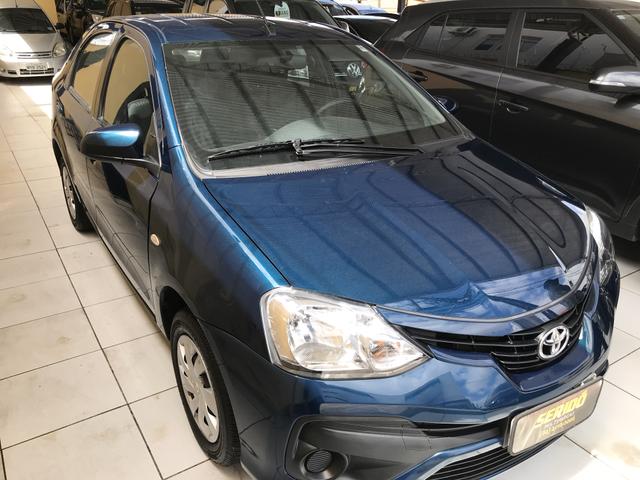Toyota Etios Sedan XS 1.5 automático único dono! - Foto 2
