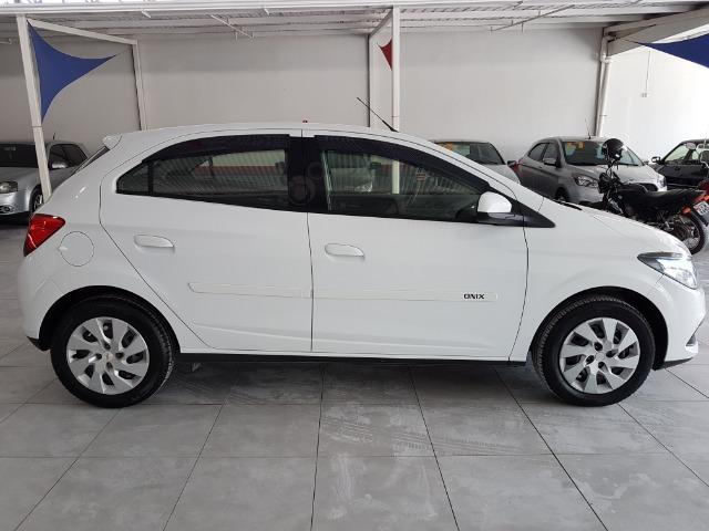 Onix LT 1.4 - Foto 5