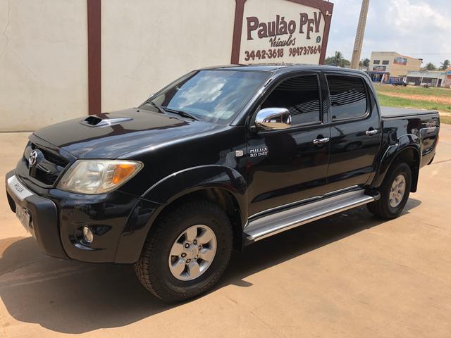TOYOTA HILUX SRV DIESEL AUTOMÁTICA Ano (2007)