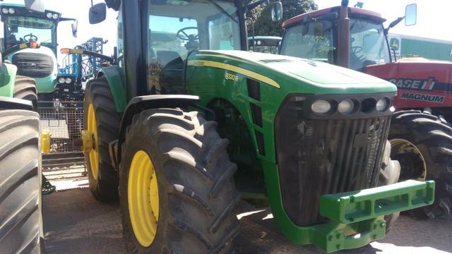 Trator John Deere 8320