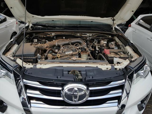 Toyota sw4 16/17 flex cambio aut com 44.897 km rodados - Foto 6