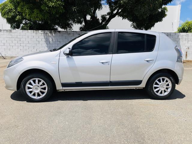Sandero 1.6 automático Privilege - Foto 6
