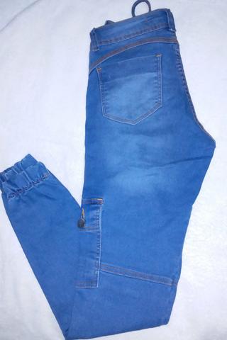 Vende-se calça jogger tamanho 38 - Foto 2