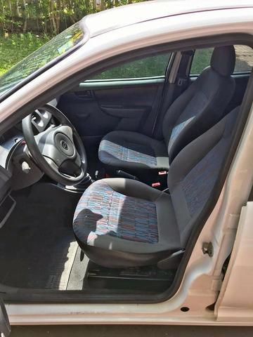 GM/Celta 4P Spirit LT 1.0 Flex 2010/2011 - Foto 12
