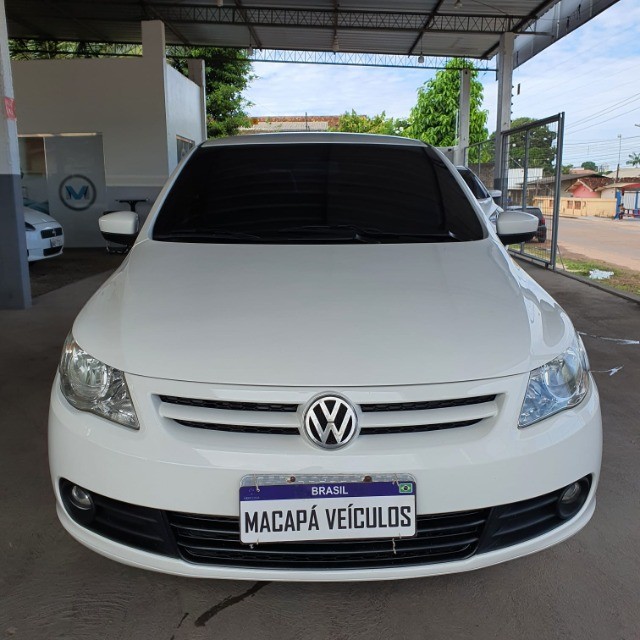 VOYAGE 2013 1.0 MI 8V FLEX 4P MANUAL