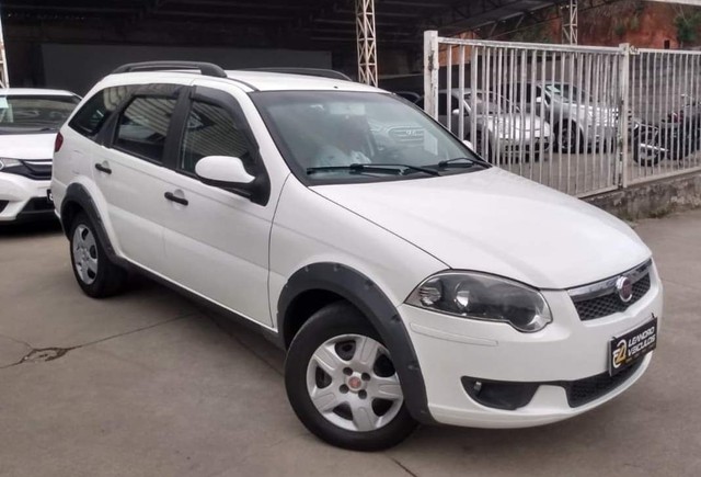 FIAT PALIO 1.6 TREKKING WEKEEND 16V FLEX 4P MANUAL