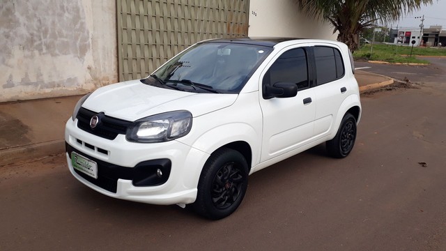 UNO 1.0 ATTRACTIVE 2018/2019 COMPLETO SUPER NOVO
