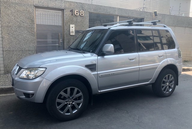 PAJERO TR4 2.0 2013 AUTOMÁTICO EXTRA