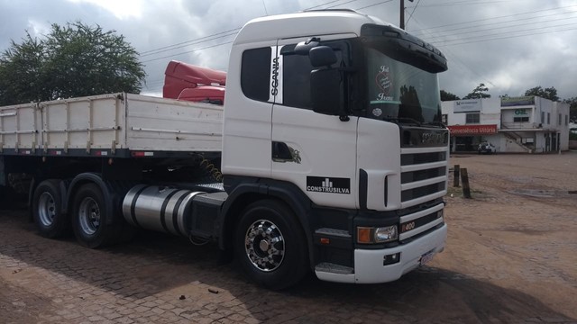 SCANIA 6X2 2003 R400