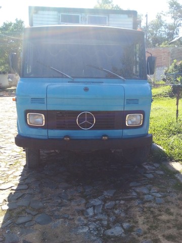 CAMINHÃO 608D