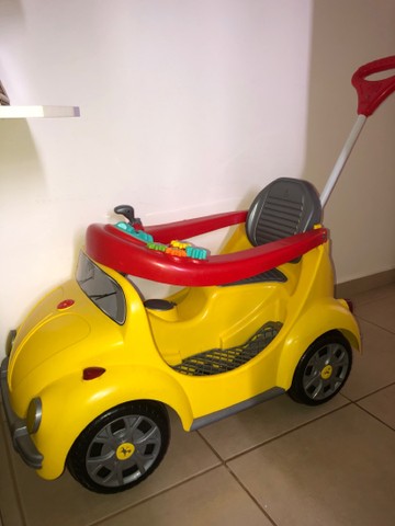Carrinho de Passeio e Pedal Fusca - Calesita Amarelo - Artigos infantis -  Mercês, Uberaba 1015964414 | OLX