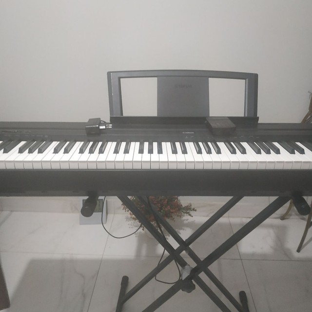 Piano digital Yamaha P-35  - Foto 2