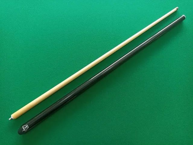 Pool Cues for sale in Curitiba, Brazil