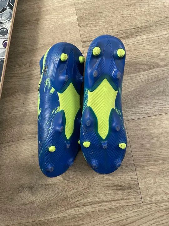 Chuteira nemeziz Pro Campo - Foto 3