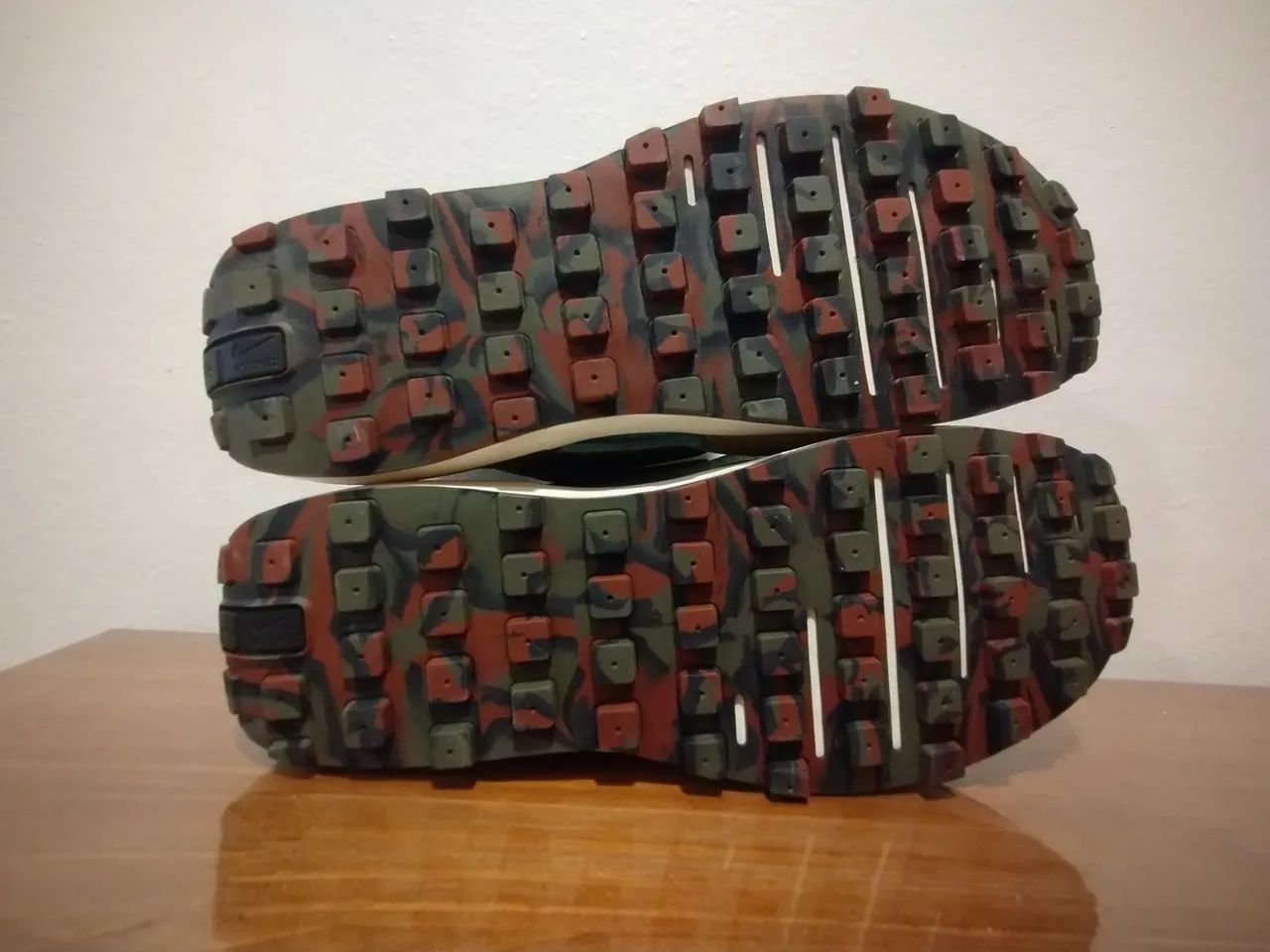 Nike Waffle One SE Golden Moss 42 - Foto 5