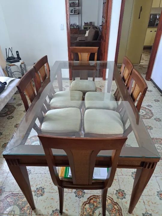 LINDO JOGO DE ESTAR - MESA 2MX1M_TAMPO VIDRO 8MM E 6 CADEIRAS ACABAMENTO RATAN - Foto 2