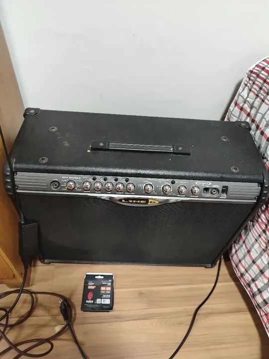 Amplificador Line 6 Spider 2 150W - Foto 2