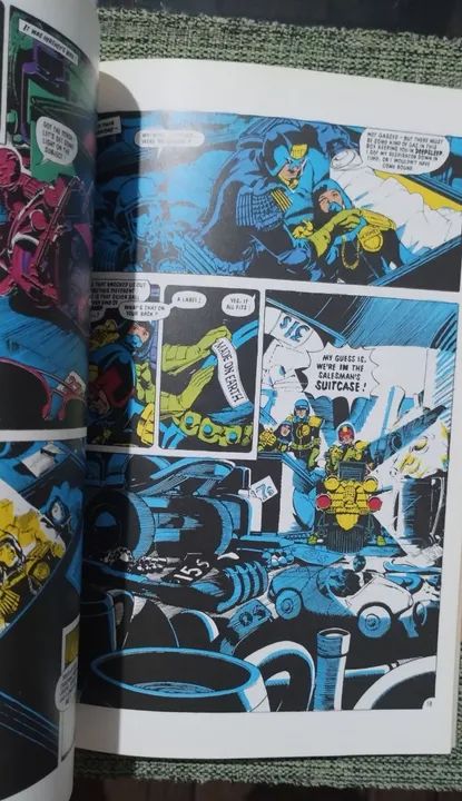 HQ Judge Dredd - The Judge Child Quest Trade Paperback original em inglês - Foto 3