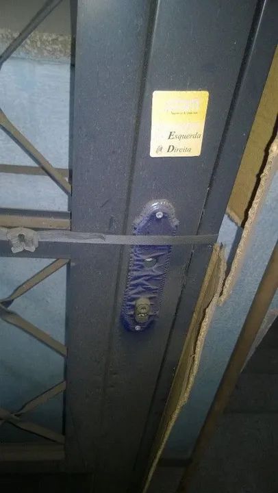 JANELAS E PORTA DE AÇO NOVAS. - Foto 3