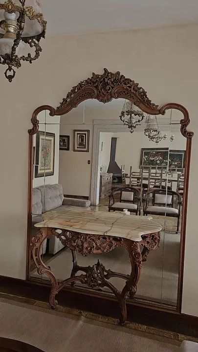 Aparador com espelho clássico antigo, madeira entalhada - Foto 2