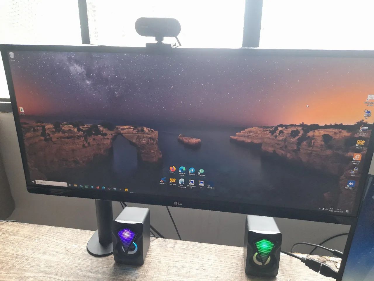 Monitor LG 25.6 ultrawide polegadas Full HD