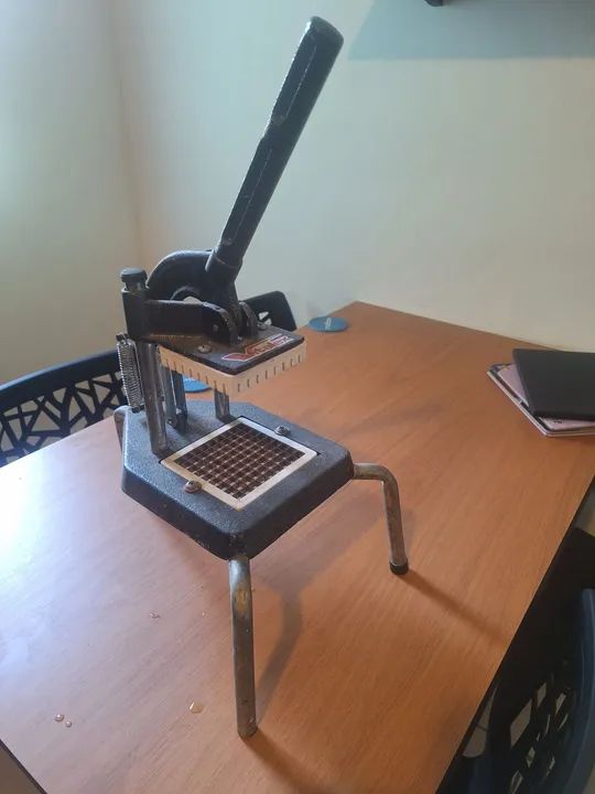 Máquina de Cortar Batatas - Picador Cortador industrial 