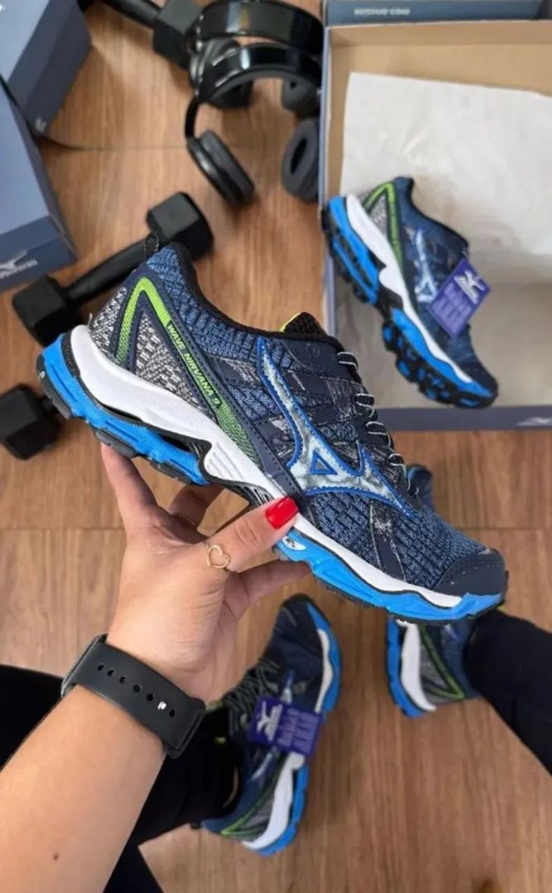 Tênis Mizuno nirvana a pronta entrega ?