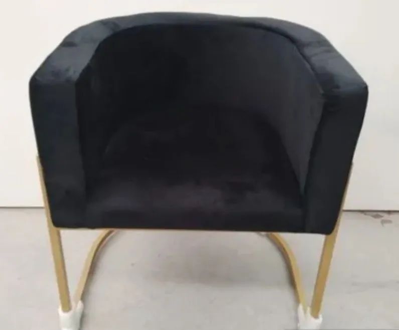 2 poltronas novas Duelli  Breton com Estrutura Dourada - Foto 4