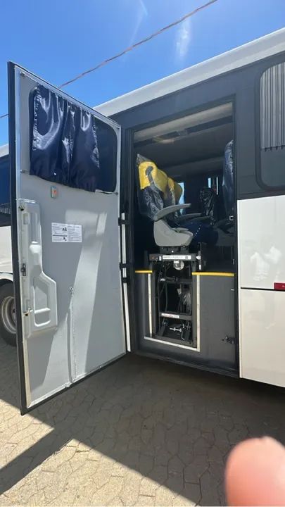 Ônibus com ar condicionado  - Foto 10