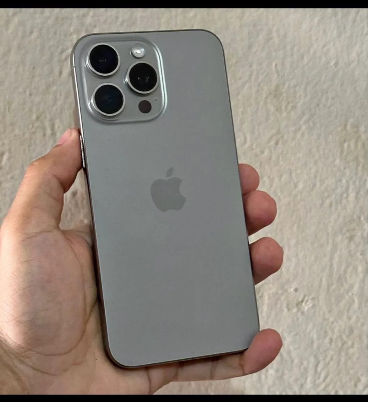 iPhone 15 pro completo