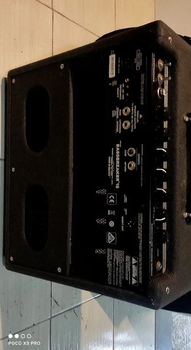 Amplificador Fender Bassbreaker 15 valvulado  - Foto 4