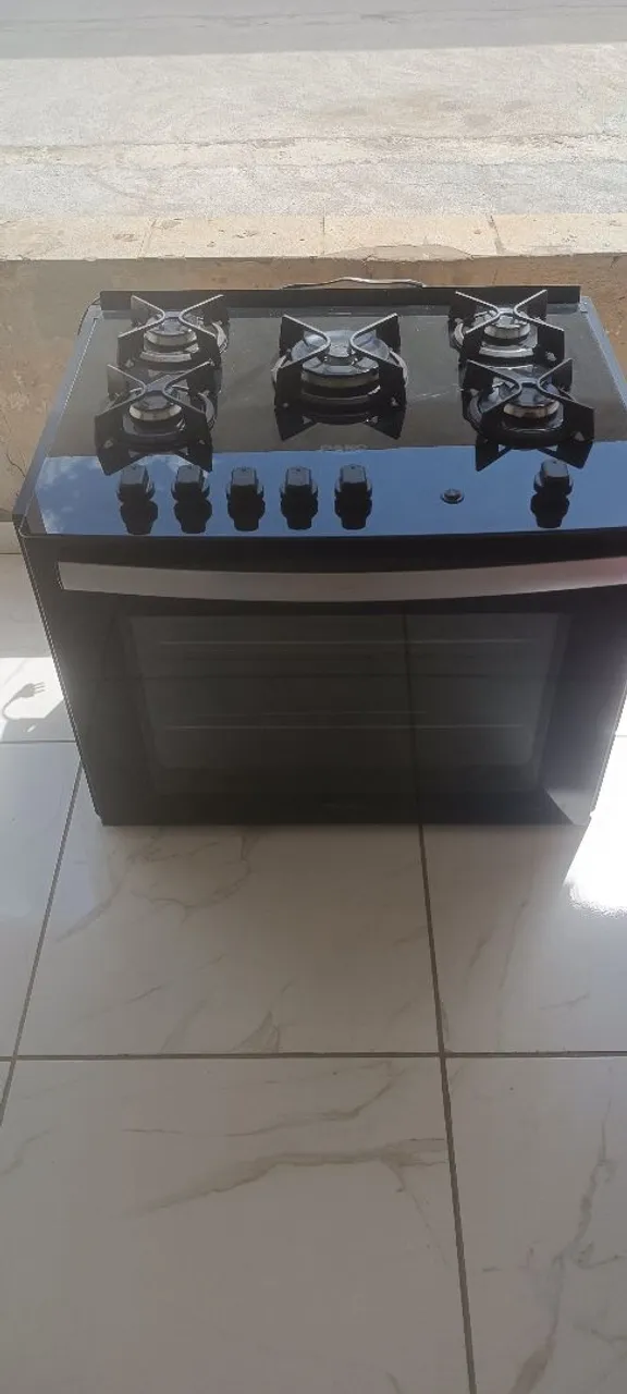 Fogão a Gás com 4 Bocas - Design Moderno
