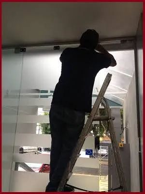 Vidraçaria,  instalação e manutenção  - Foto 3