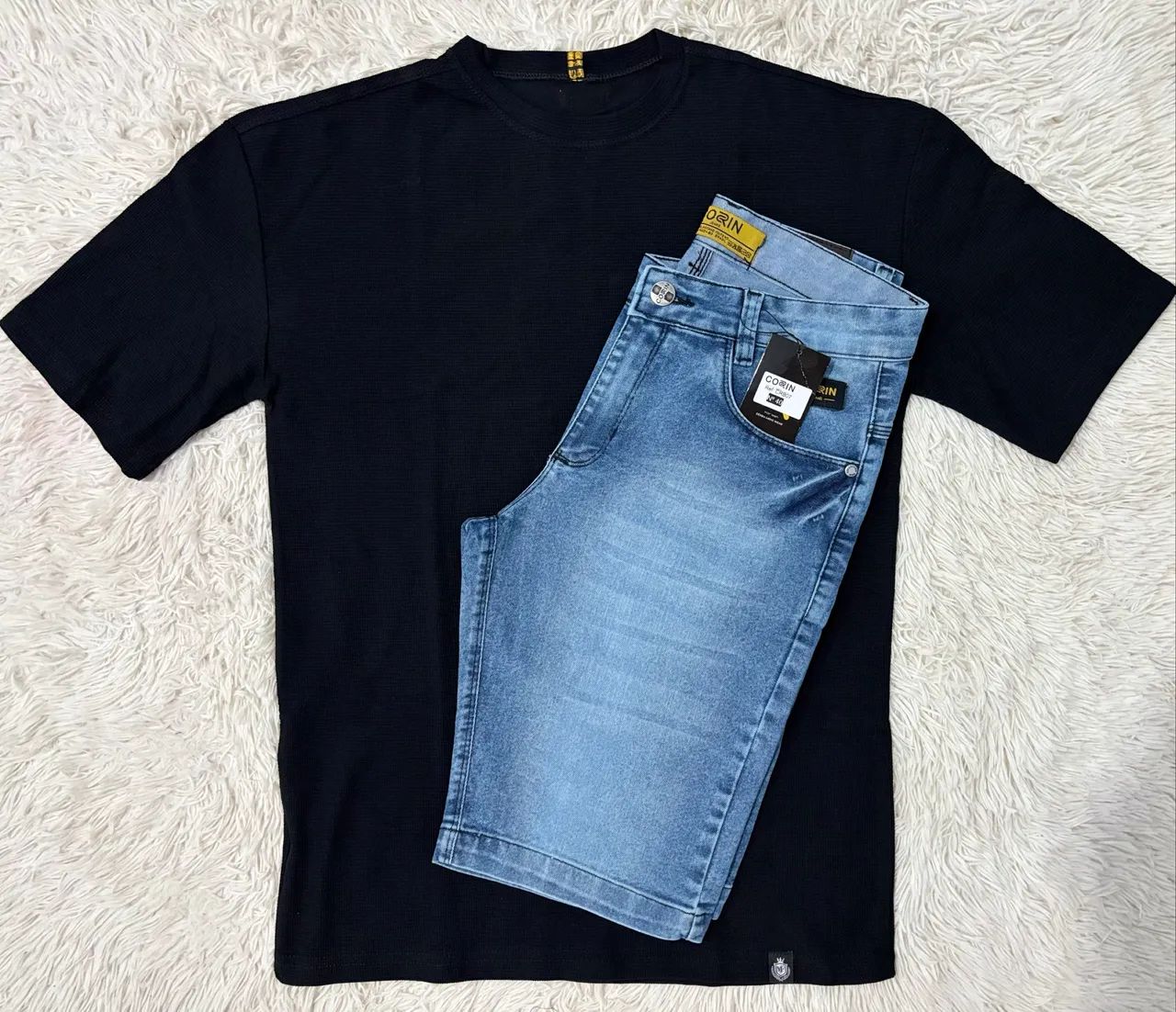 Kit P Camisa Over e Bermuda Jeans 