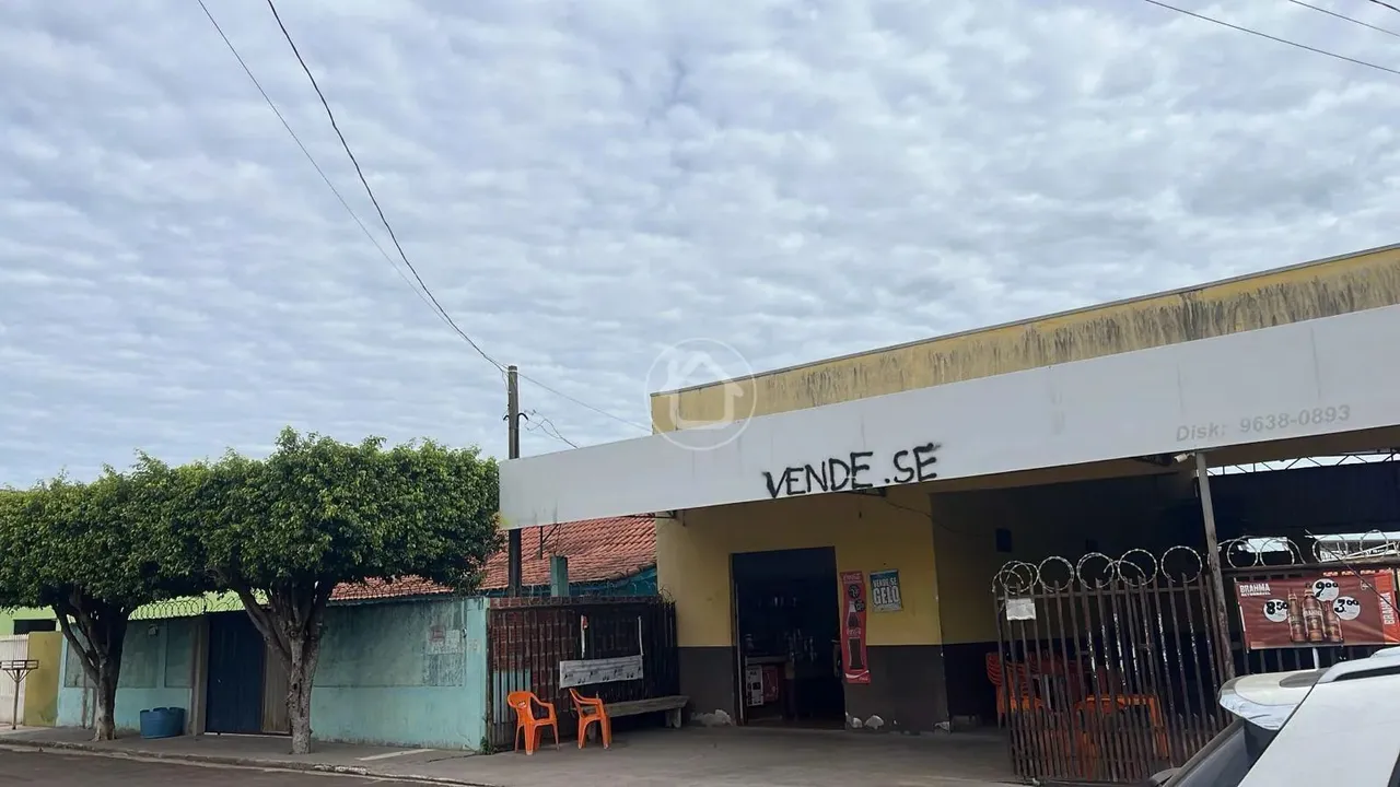 CASA SALAO COMERCIAL