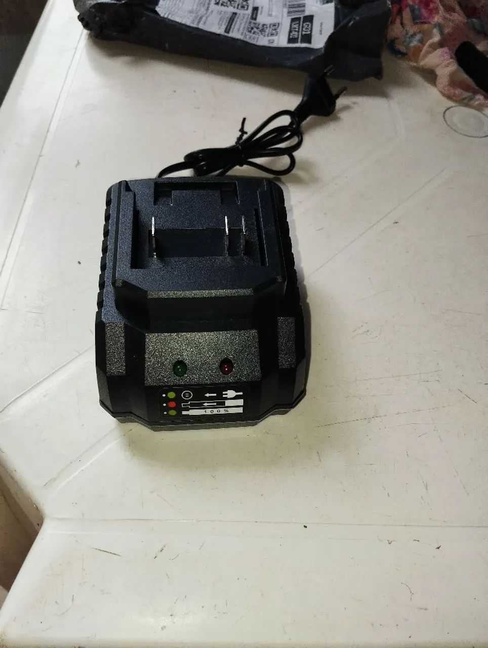 Carregador de Bateria para Ferramentas Elétricas Makita e compatíveis 