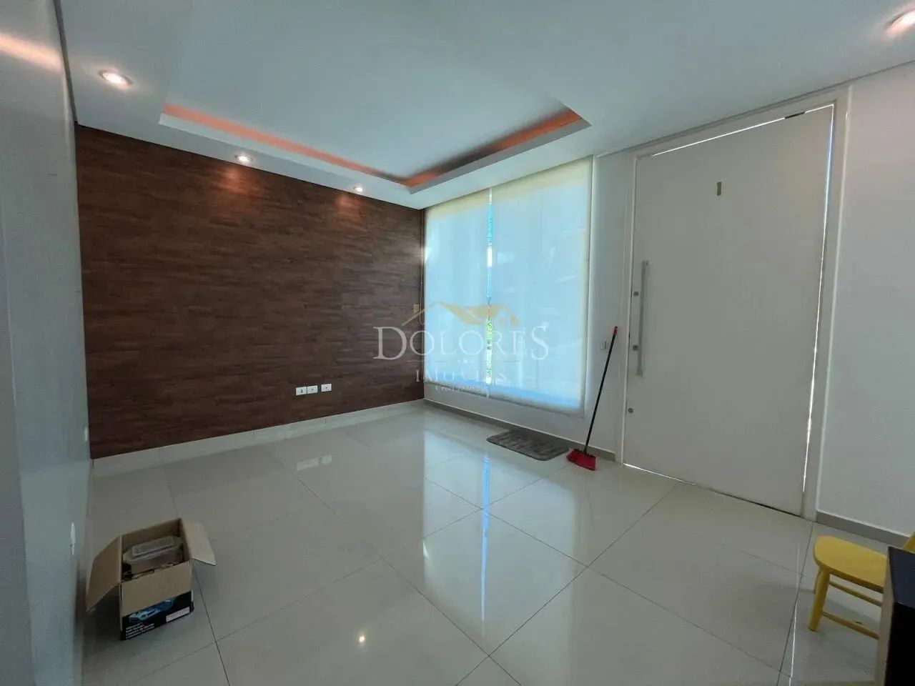 Bela casa com 3 suítes e piscina - Foto 2