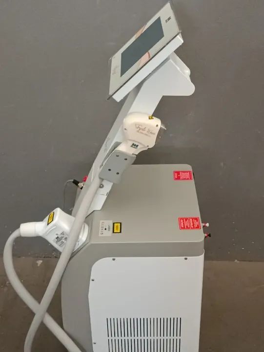 VEGA - Aparelho Laser de Alta Potência para Epilação Triple Wave - Foto 4