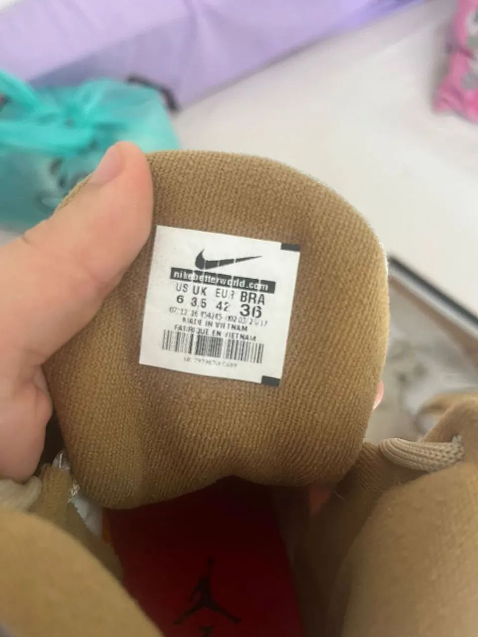 Tênis Nike Air Jordan número 36 pequeno, primeira linha - Foto 4