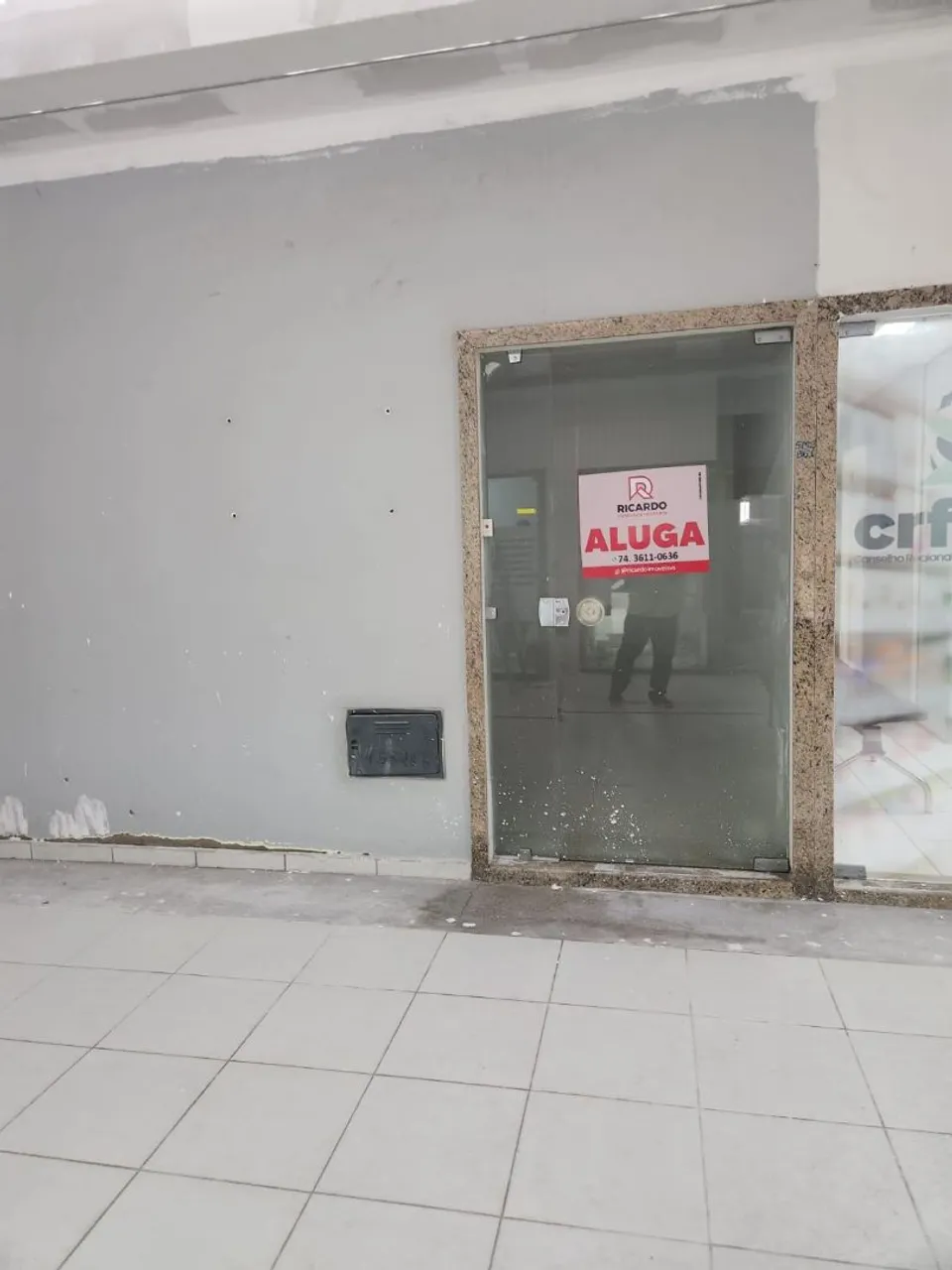 ALUGO - SALA COMERCIAL - CENTRO COMERCIAL BALBINO - JUAZEIRO BA