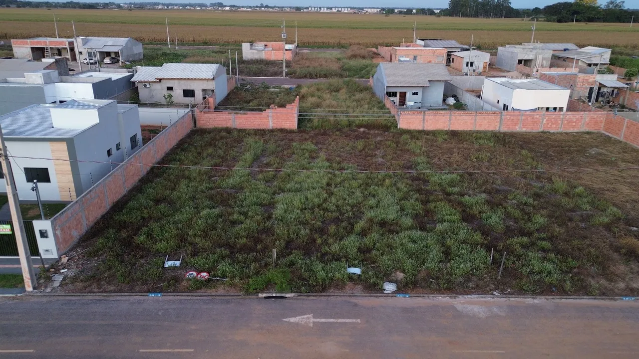 Jardim Liberdade: Terrenos de 300m² Liberados para Construir!<br><br>Direto com o Dono.<br>