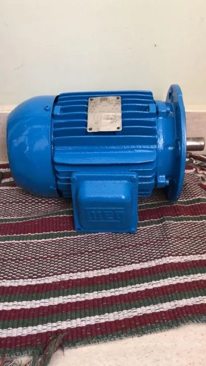 Motor Elétrico Weg 4.0 cv 3490 rpm trifasico  - Foto 3