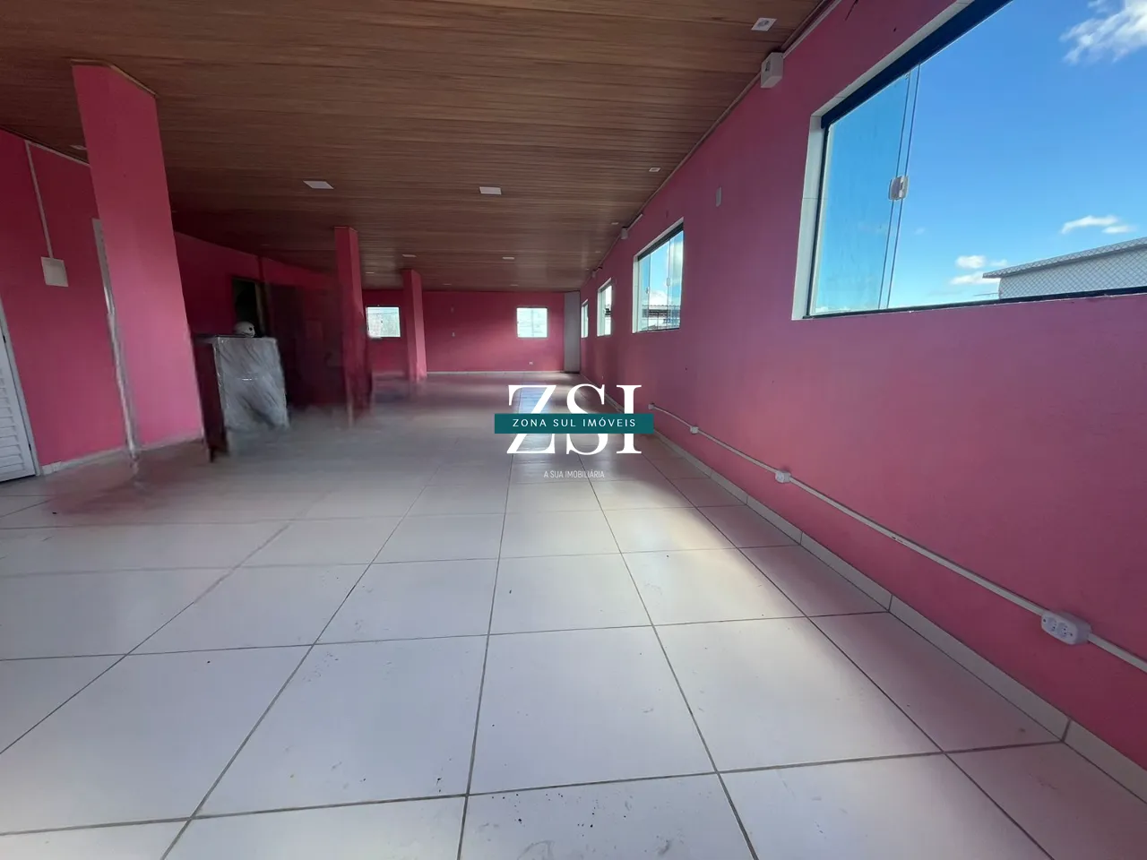 Loja Comercial em Galeria Matuta, no Ibura, Aluga