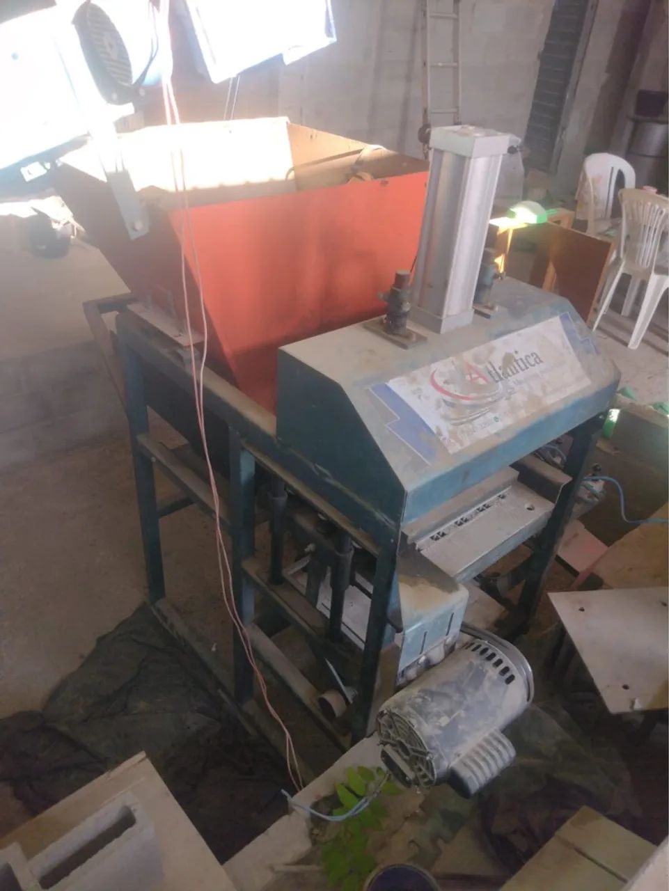 Vendo máquina de fazer bloco  - Foto 5