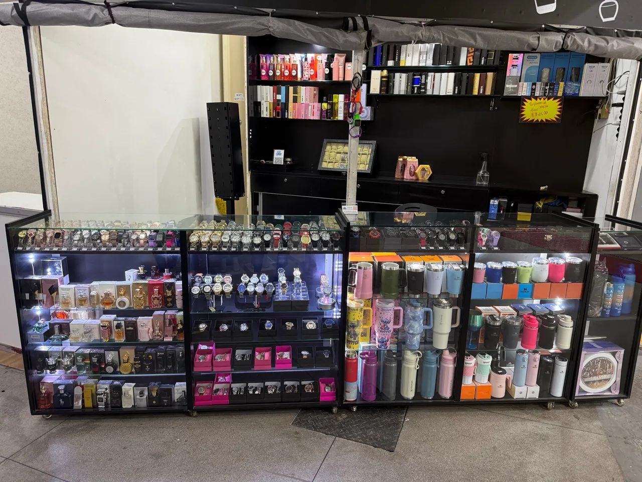Vendo estrutura de loja e produtos 
