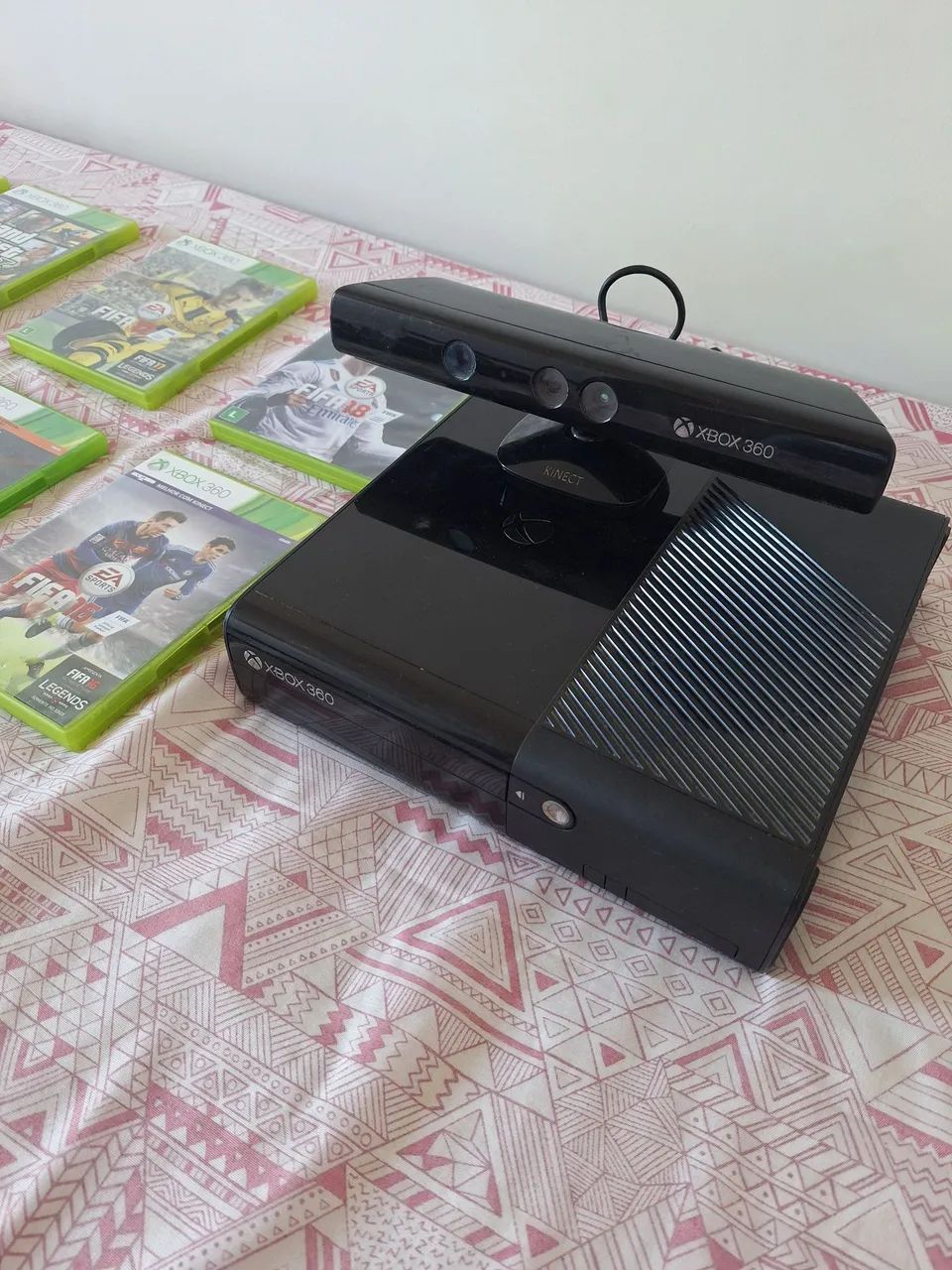 Xbox 360 com Kinect e jogos  - Foto 4