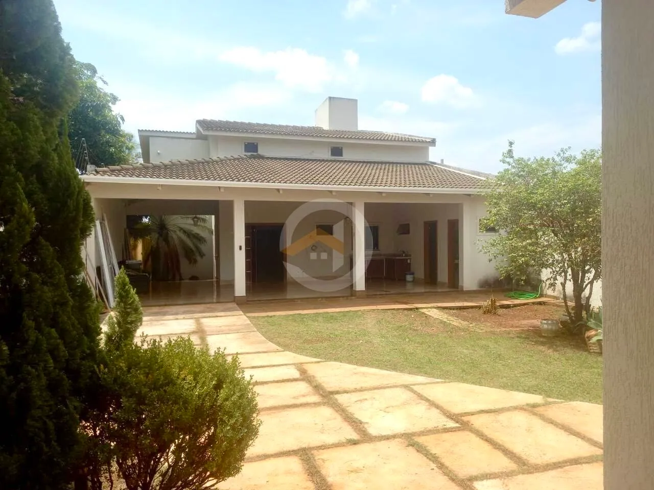 Casa com piscina na Vila Rezende, Goiânia/GO