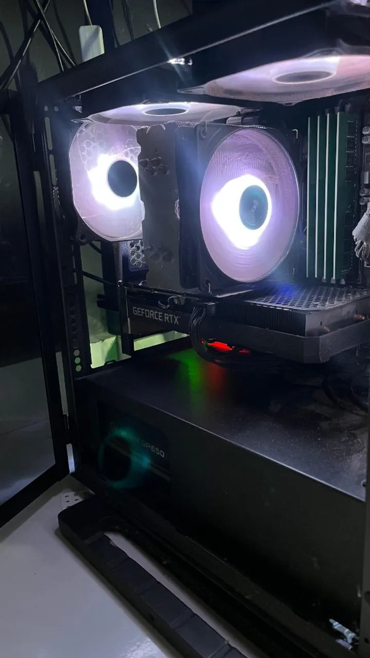 PC GAMER - i7 9700KF - 64GB RAM - RADEON RX590