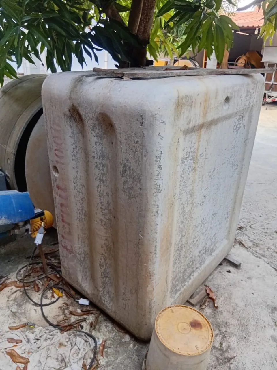 2 caixas d'água Eternit 1000l - Foto 2